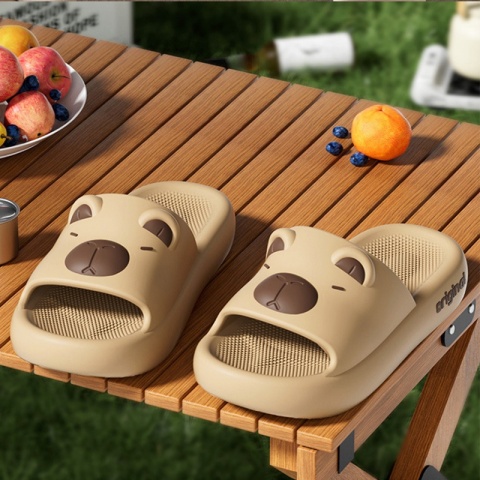 Capybara Cute Cartoon Slippers Sweet Indoor Outdoor Antypoślizgowe slajdy Grube miękkie podeszwy EVA Buty Kawaii