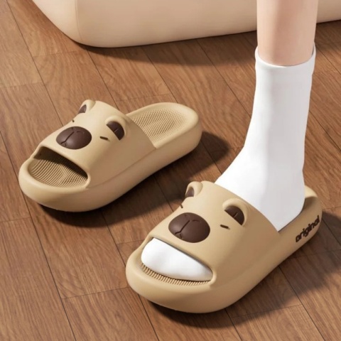 Capybara Cute Cartoon Slippers Sweet Indoor Outdoor Antypoślizgowe slajdy Grube miękkie podeszwy EVA Buty Kawaii