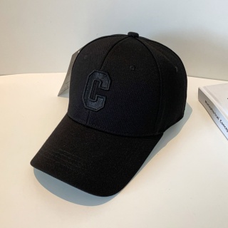 Kapelusze dla mężczyzn Nowa czapka z daszkiem z haftowaną literą C Kpop Fashion Couple Snapback Cap Men and Women Sun Hats Chapeau Homme
