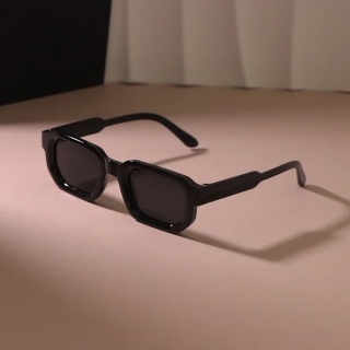 Nowe prostokątne okulary przeciwsłoneczne damskie męskie luksusowe markowe designerskie okulary przeciwsłoneczne na co dzień kobiece męskie plastikowe osobowości okulary zewnętrzne